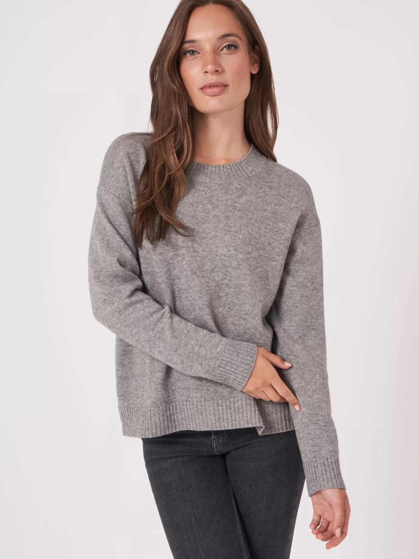 REPEAT cashmere Truien<Basic Trui Met Ronde Hals En Split Op De Rug Lichtgrijs