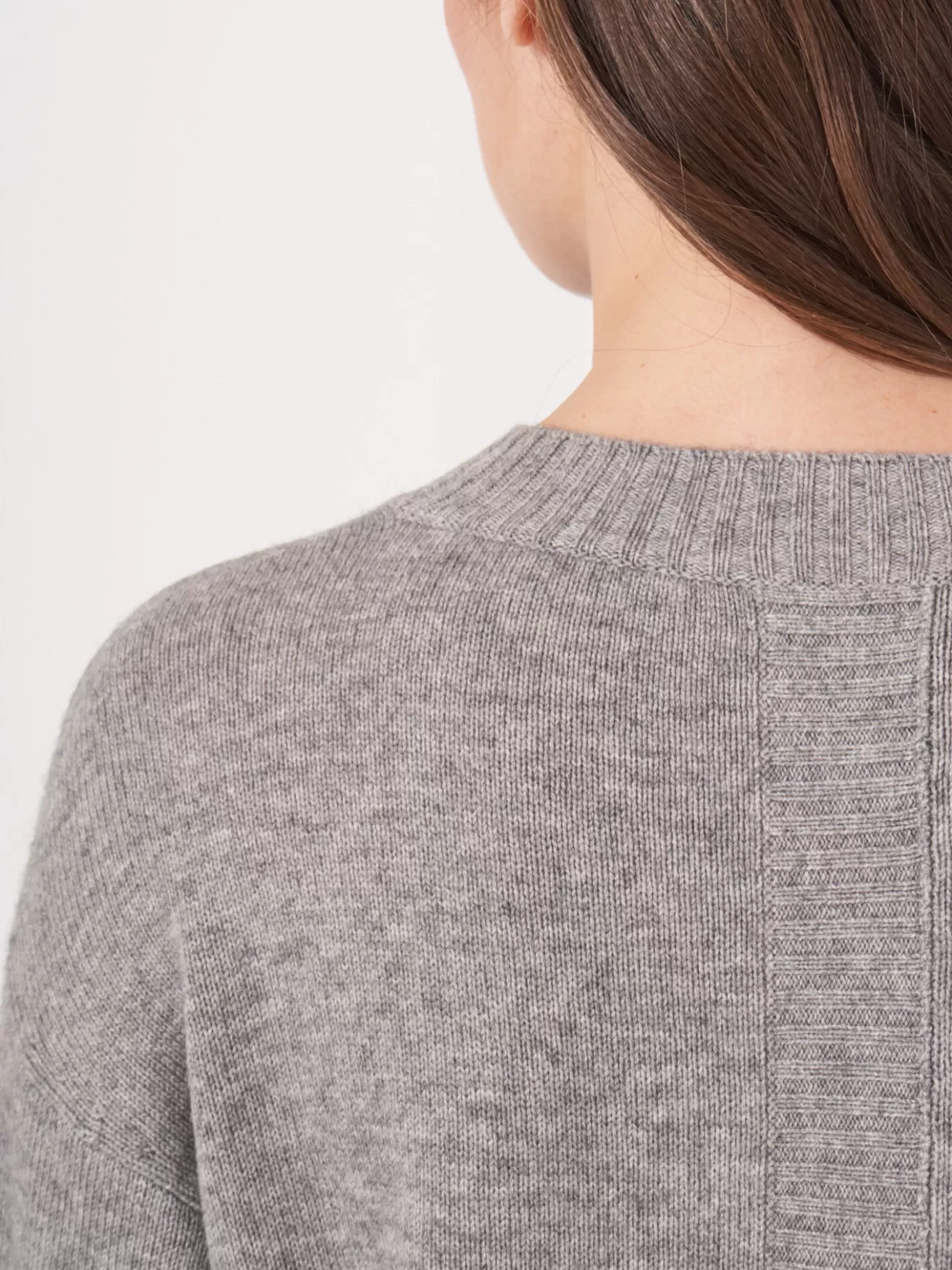 REPEAT cashmere Truien<Basic Trui Met Ronde Hals En Split Op De Rug Lichtgrijs