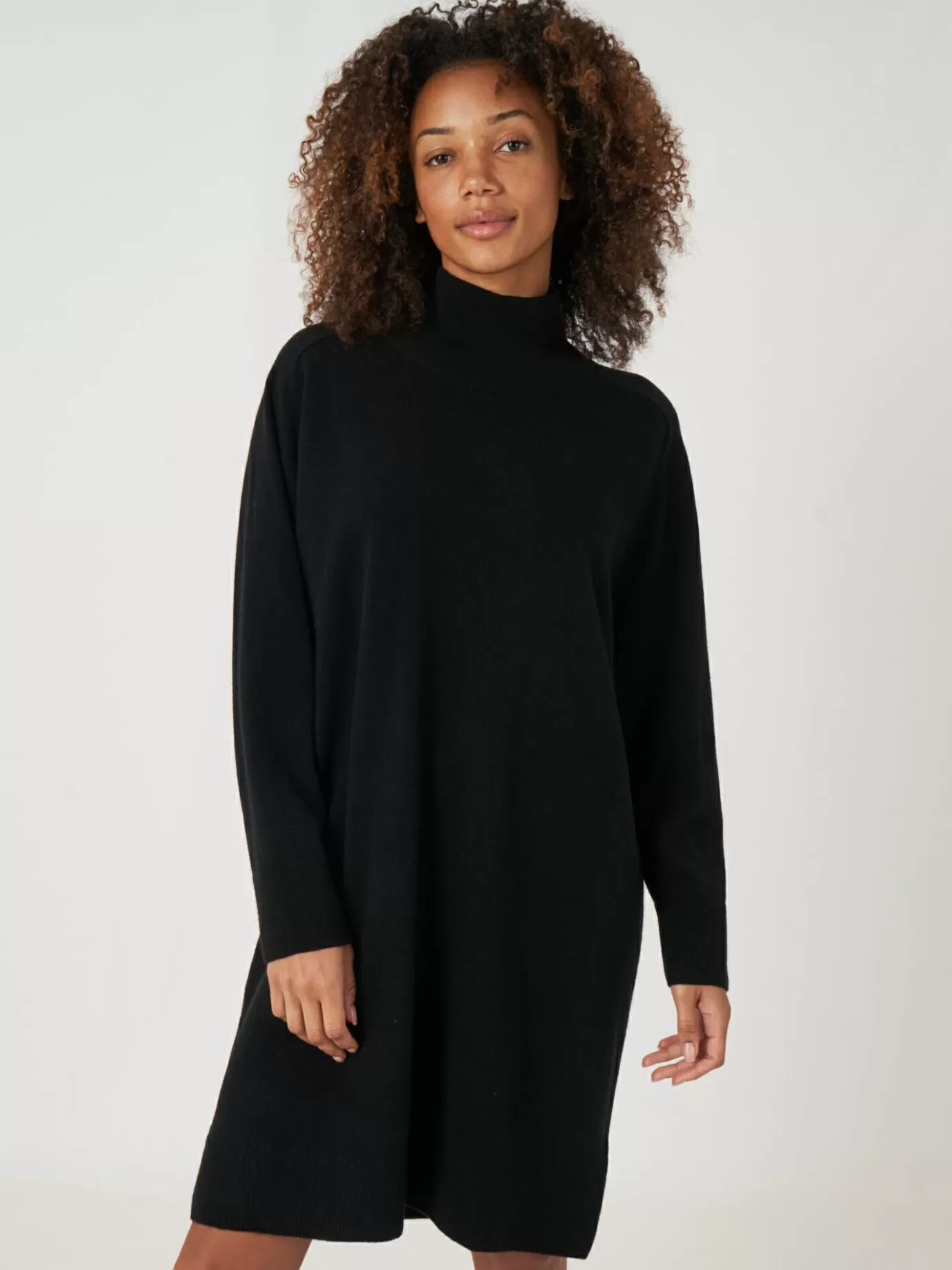 REPEAT cashmere Jurken En Rokken<Loose Fit Cashmere Gebreide Jurk Met Geribde Opstaande Kraag Zwart