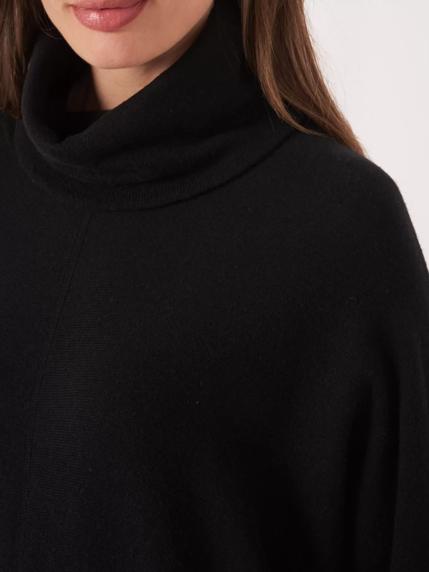 REPEAT cashmere Truien<Oversized Trui Met Hoge Hals En Koord Zwart