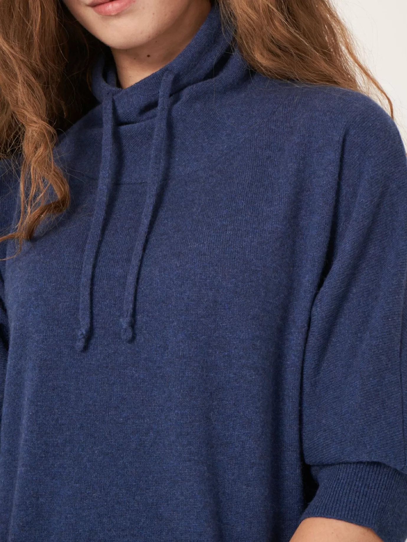 REPEAT cashmere Truien<Sportieve Cashmere Trui Met Opstaande Kraag Met Trekkoord Saffier
