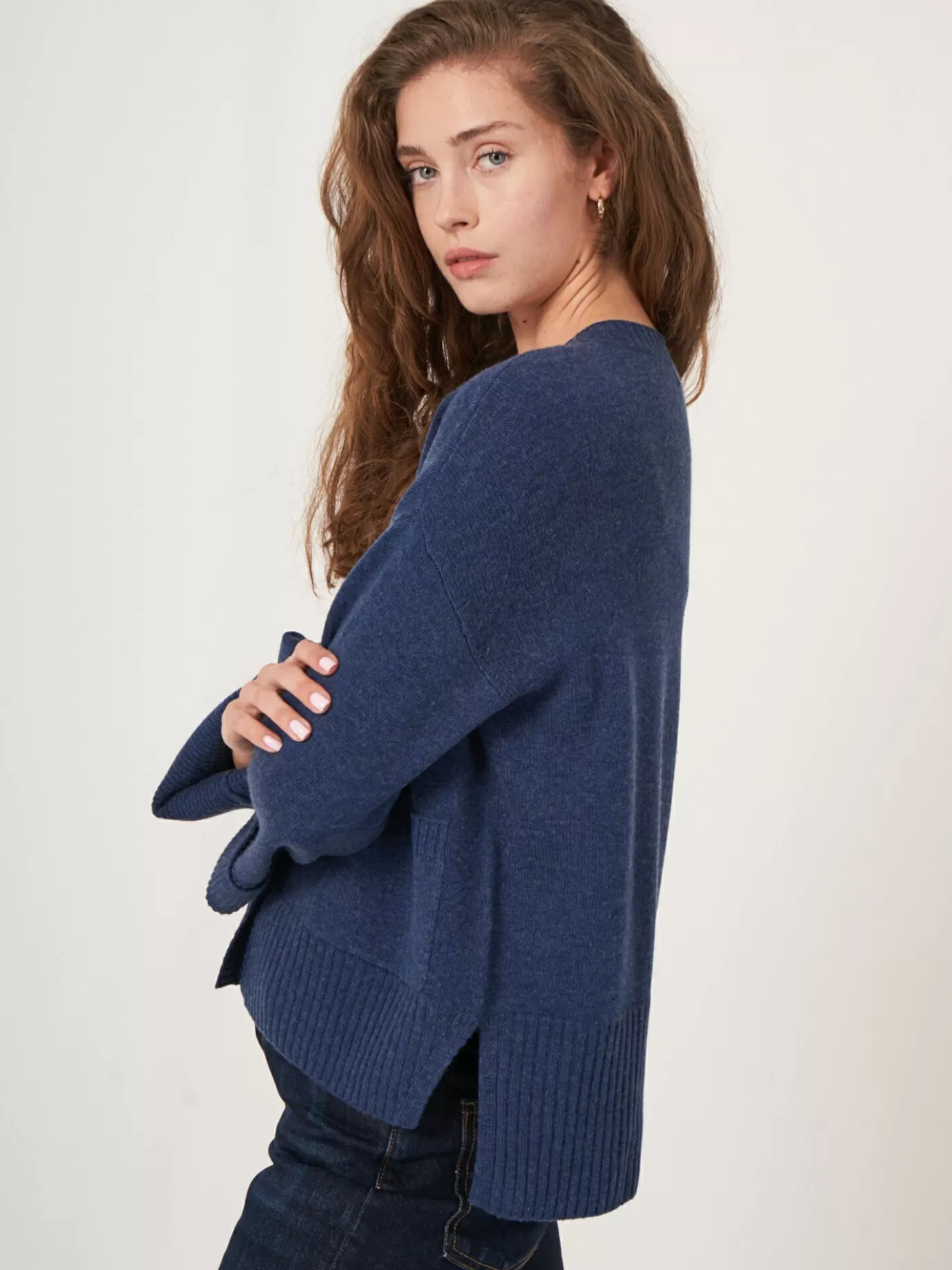 REPEAT cashmere Vesten<Vest Met Voorzak En Wijde Mouwen Met Geribd Detail Saffier